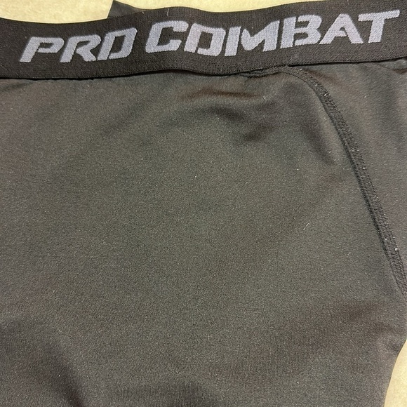 Jonscart Youth 3/4 One Leg Compression Capri Pants Athletic Base Layer Underwear - Picture 8 of 9